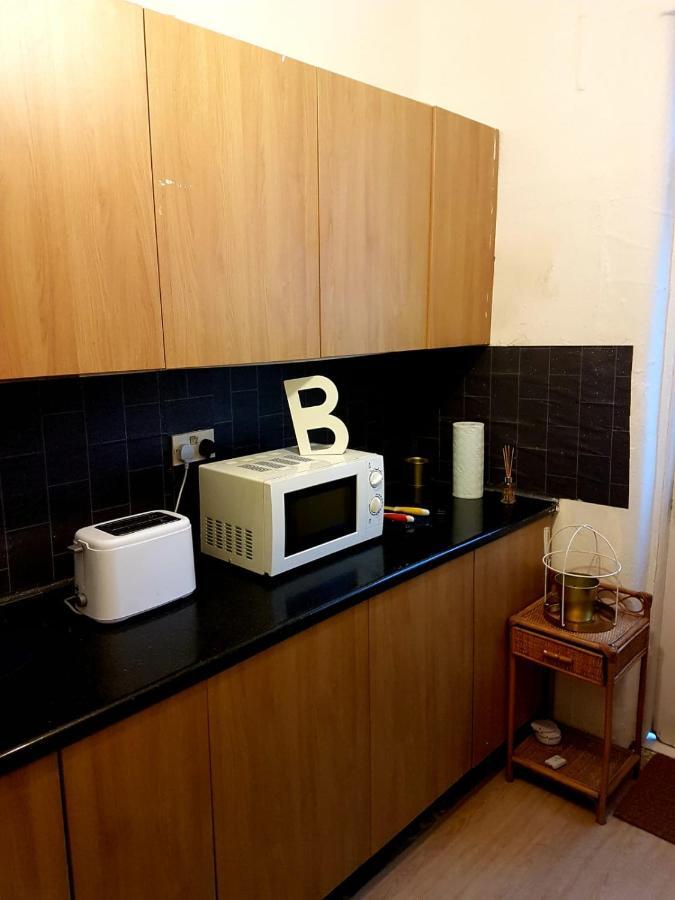 Bed and Breakfast Budget House In Gants Hill Ilford Exteriér fotografie