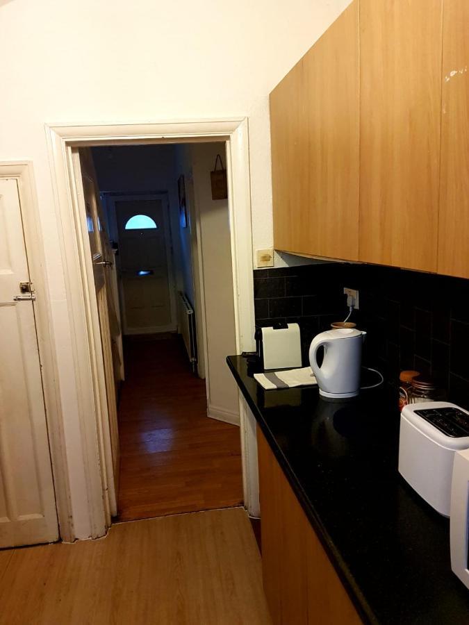 Bed and Breakfast Budget House In Gants Hill Ilford Exteriér fotografie